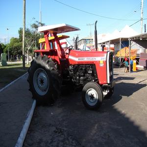 Tracteur Massey Ferguson 265 d'occasion de qualité supérieure en excellent état Livraison rapide prêt pour l'achat en gros inclus - Product Image 4