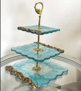 Support de dessert de gâteau en résine à trois niveaux pour servir des outils en métal plaque ronde avec support de gâteau en résine époxy - Product Image 5