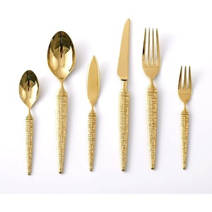 Ensemble de 6 couverts en acier inoxydable utilisés dans la cuisine, café de table, usage domestique, couverts plaqués couleur or, poignée de designer élégante - Product Image 1