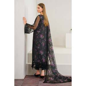 Conjunto de Traje de Mujer en Organza Bordada UF-525 - Product Image 3
