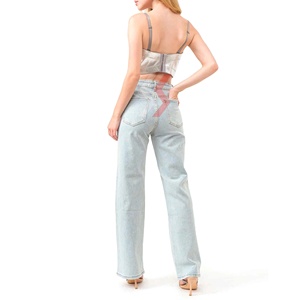 กางเกงยีนส์เอวสูงประดับด้วยพลอยเทียมรูปหัวใจ - Product Image 5