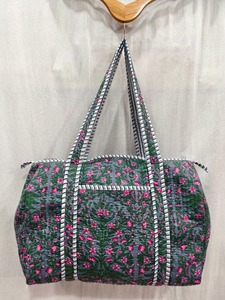 กระเป๋าดัฟเฟิลกีฬาสุดหรูทำด้วยมือลายควิลท์ผ้าคอตตอนความจุขนาดใหญ่ทนทานสำหรับเดินทาง - Product Image 3