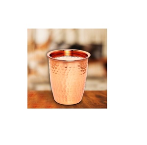 Vidrio de cobre de diseño fresco con tapa Diseños más modernos Gafas de metal Bueno para la salud Beber agua Uso en hoteles Restaurante - Product Image 1