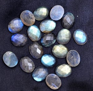 Cabujón facetado ovalado de labradorita AAA+ de 7x9mm-9x11mm, piedra preciosa semipreciosa natural de piedra lunar de fuego, cabujones tallados sueltos para joyería - Product Image 1