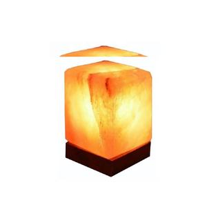 Ajoutez une lueur naturelle à votre maison avec une lampe carrée au sel de l'himalaya-entreprises siennes - Product Image 2