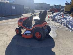 Poignée télescopique 4 temps 125cc d'origine assez utilisée pour Kubota T2290 bricolage tondeuse à gazon électrique de qualité industrielle à vendre - Product Image 2