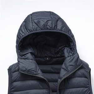Abrigo informal de invierno 2025 para hombre con capucha sin mangas, chaleco acolchado ligero, chaleco holgado de algodón con logotipo frontal - Product Image 3