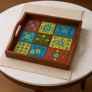 Plato de madera de diseño único para servir como accesorio de mesa de comedor funcional y decorativo para decoración del hogar - Product Image 6