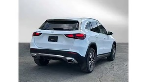 เมอร์เซเดส-เบนซ์ GLA 250 4MATIC ปี 2025 แฮทช์แบ็ก เกียร์อัตโนมัติ เทอร์โบ ขับเคลื่อนสี่ล้อ ภายในเบาะหนัง สภาพดีเยี่ยม รถมือสองที่ได้รับการรับรอง - Product Image 5