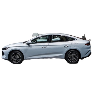 Oferta Especial: Sedán Híbrido Enchufable en Stock, Edición de Conducción Inteligente, Vehículo Energético Asequible para Importación - Product Image 3