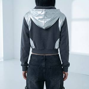 Sudadera con Capucha Personalizada de Invierno Estilo Y2K Cyberpunk para Mujer, con Parches Metálicos Plateados, Bordado 3D, Diseño Glitch y Cremallera Completa - Product Image 2