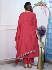 Vestido Bsy Chinnon de Manga Tres Cuartos con Cuello Redondo Bordado y Dupatta Suave de Chanderi, Tallas S a XXL - Product Image 3