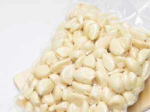 Ail pelé congelé de haute qualité/clous de girofle d'ail prêt à cuire/emballage de qualité d'exportation disponible - Product Image 5
