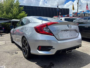 2021 H * onda Civic Sport d'occasion - Product Image 2