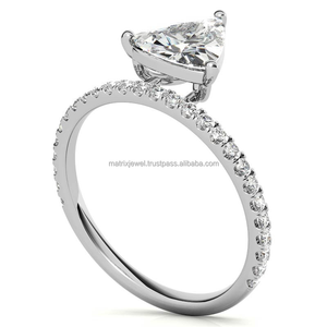 Anillo de compromiso único de plata de ley 925 con moissanita de corte trillón en forma de lágrima para mujer, ideal para aniversario de boda - Product Image 2