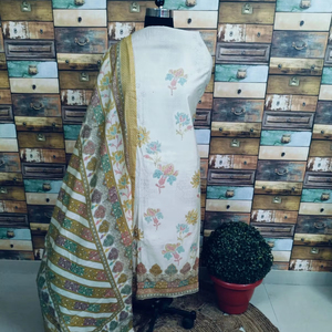 Élégance intemporelle imprimé fleuri soie Salwar Kameez classique coton pantalon costume pour adultes longue tenue ethnique-indien pakistanais - Product Image 1