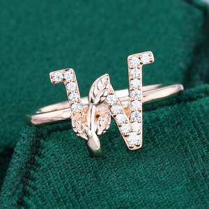 S925 Argent Diamant Clouté 26 Lettre Bague Anglaise Polyvalent Pour Un Usage Quotidien Plaqué Or Rose "W" Lettre Anneau - Product Image 1