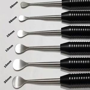 Juego de instrumentos ortopédicos Cobb Elevator Spine de 6 piezas con mango negro, de grado médico, reutilizables para uso canino - Product Image 4