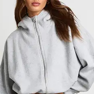 Fournisseur en gros de sweats à capuche pour femmes, couleur unie, fermeture éclair, manches longues, logo personnalisable - Product Image 3