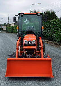 Nueva Cabina y Cargador Kubota LX-351 de 25hp, 30hp, 35hp, 40hp con Cargador Frontal y Retroexcavadora, Carga Nominal de 7 Toneladas, Potencia de 17.2kW - Product Image 5