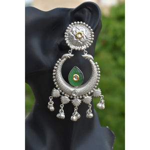 Boucles d'oreilles créoles jhumka en pierre traditionnelle, faites à la main, de grande taille, aspect argenté, imitation laiton, nouveau design, pour filles et femmes - Product Image 3