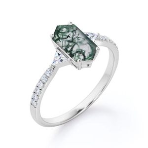 Anillo de compromiso de plata de ley 1,15 hexagonal de 925 quilates personalizado con ágata musgo y moissanita Trilogía clásica para bodas - Product Image 1