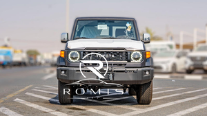 Land Cruiser LC71 Pickup 2024, 2.8L 4x4 Diesel, 6 Posti, Cerchi R18, Cambio Automatico, Aria Condizionata, Guida a Sinistra, Sedili in Pelle, Alluminio - Product Image 2