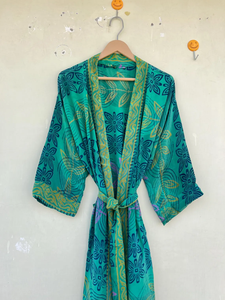 Kimono de seda indio hermoso hecho a mano Kimono de maternidad para verano y primavera - Product Image 3