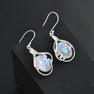 ต่างหูโอปอลทรงหยดน้ำ เงินแท้ชุบทองคำขาว ประดับพลอยรูปไข่ขนาด 14x10 มม. งานแฮนด์เมด เครื่องประดับหรูหราสำหรับงานแต่งงานสำหรับเธอ - Product Image 2