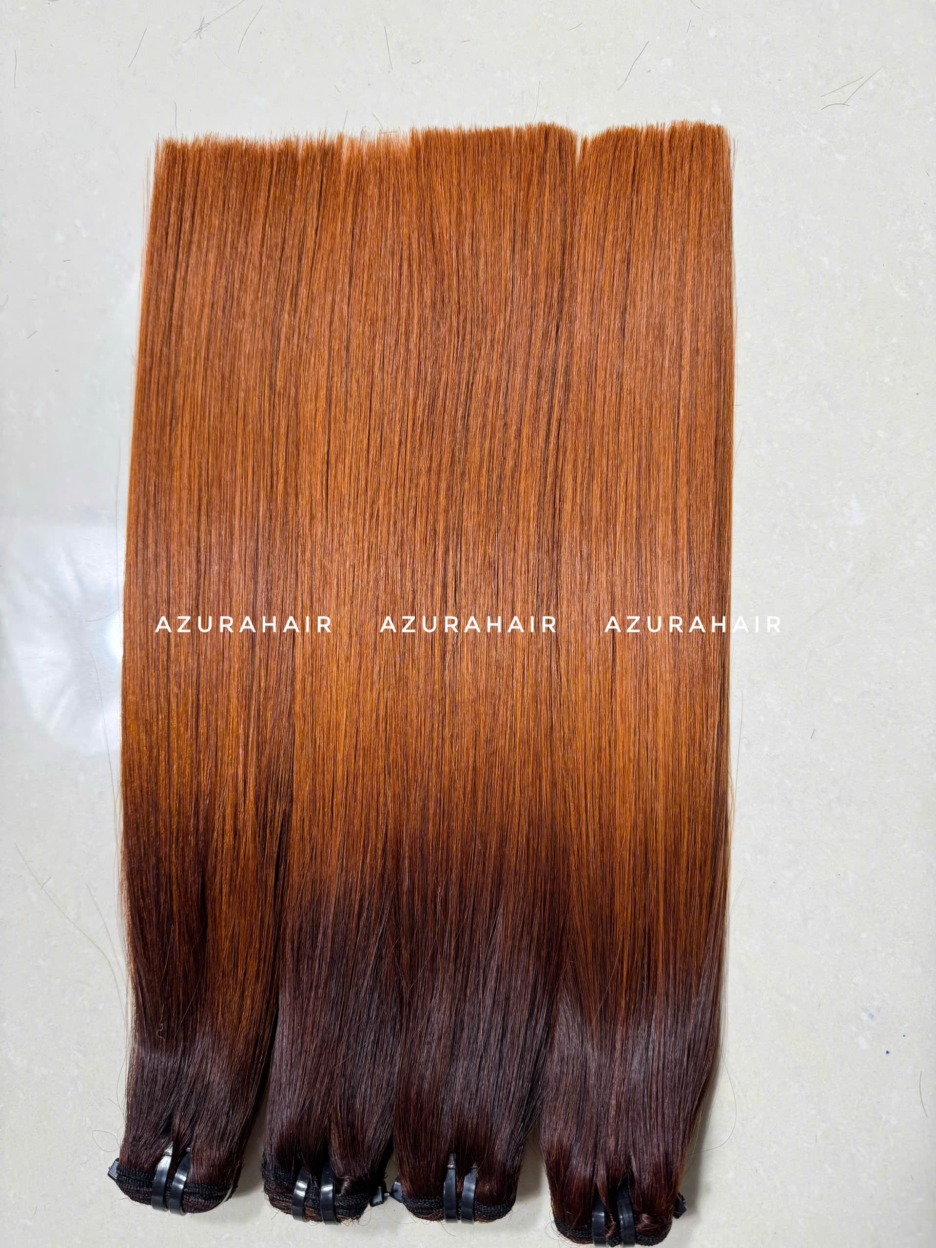 สีน้ำตาลอมเบอร์