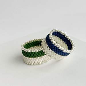 Bagues de perles de rocaille de qualité supérieure Perles de rocaille écologiques Bague facile à porter Bague de perles de rocaille légère entièrement personnalisée - Product Image 6