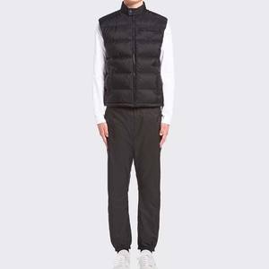 High Street hommes vestes imperméables col montant hiver sans manches gilet hiver fermeture éclair couleur noire avec vestes de poche - Product Image 2
