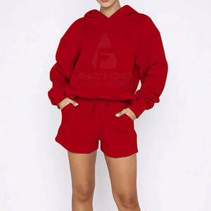 Conjunto de Sudadera Ligera Informal para Mujer y Pantalones Cortos - Mezcla de Poliéster/Algodón Transpirable y Ecológica de Alta Calidad, Listo para el Invierno - Product Image 4