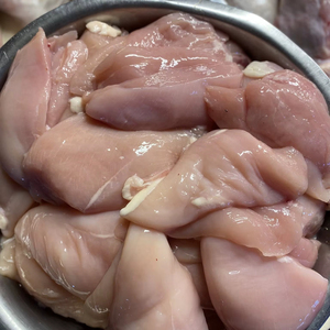 Pechuga de Pollo Congelada Halal de Alta Calidad, Calidad Superior, 2 Años de Duración - Product Image 1