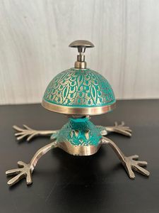 Diseño de rana decorativa náutica Mesa de recepción de latón Campana de escritorio y artículo de regalo Escritorio de oficina Campana de llamada-Verde - Product Image 6