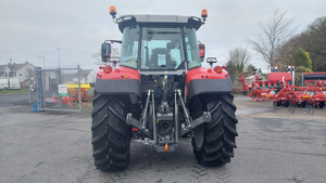 รถแทรกเตอร์ Massey Ferguson 5S 125 4WD มือสอง เกียร์ออโต้ ปั๊ม คีย์ เกียร์บ็อกซ์ แบริ่ง ใช้ในฟาร์ม 100 แรงม้า 145 แรงม้า 155 แรงม้า ราคาถูก - Product Image 4