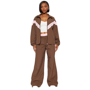 Ensemble de survêtement de sport à capuche de haute qualité, coupe-vent uni, 100% polyester, logo imprimé à l'écran, ensemble 2 pièces pour femmes, séchage rapide - Product Image 2