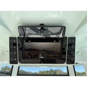 Botes TideWater 2300 CB 2026 para Pesca con Señuelos y Pesca de Lubina - Product Image 6