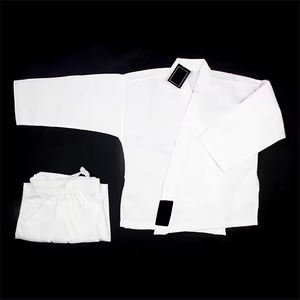 ชุดคาราเต้ขายดีที่สุดสำหรับผู้ชายและผู้หญิง ชุดศิลปะการต่อสู้ระดับมืออาชีพ ชุดยูนิฟอร์มผ้าฝ้ายสำหรับการต่อสู้แบบยูนิเซ็กซ์ พร้อมโลโก้สั่งทำ - Product Image 4