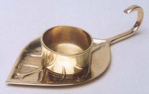 Leaf Shape Metal Votive <b>Holder</b> Best Quality Hand Curved <b>Candle</b> <b>Stick</b> Stand Use Aluminium Golden <b>Candle</b> <b>Holder</b> For Wedding & Home - Product Image 6