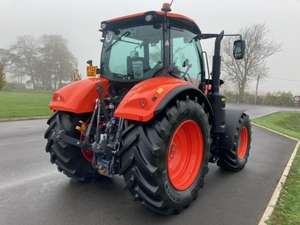 Tractor Agrícola Multifuncional Kubota M7-173 de 170 CV y 4x4 - Product Image 4