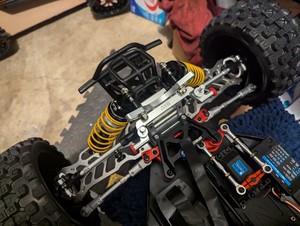 LosiRC Trucks 1/5 DBXL-E 2.0 4x4 Desert-Buggy Brushless RTR con Batería y Cargador, ¡Las Mejores Ventas! - Product Image 2