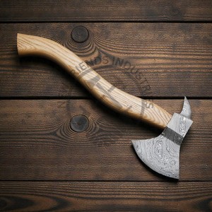 Hacha Tomahawk de Acero de Damasco Hecha a Mano, Personalizada, Forjada a Mano, para Campamento al Aire Libre, con Mango de Madera de Fresno y Funda - Product Image 5