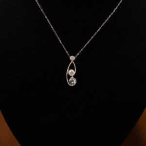 Radiant 14KT Solid White Gold Pendant Romantic Round Cut Lab Grown Diamond pour l'élégance de tous les jours ou les occasions spéciales - Product Image 2