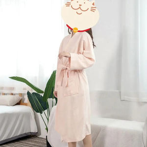 Hôtel personnalisé de haute qualité Logo personnalisé Garniture de tuyauterie de luxe Peignoir de bain Spa 100% coton gaufré - Product Image 4