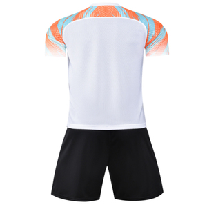 Uniforme de fútbol personalizado, jersey con logotipo personalizado y diseño de sublimación, 2022 algodón, poliéster, ropa deportiva, uniformes de fútbol, 100% - Product Image 5