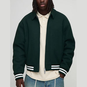 Veste matelassée en cuir avec broderie en chenille personnalisée en laine respirante et chaude pour hommes - Product Image 4