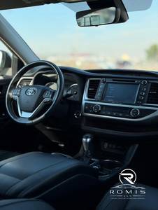 Toyota Highlander 3.5L V6 Automatic AWD SUV del 2019 - Toyota Highlander usata in vendita - Product Image 3