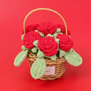 Cesta de Rosas Multicabezas Hecha a Mano para el Día de San Valentín Chino, Tejida con Hilo de Copo de Nieve y Ganchillo, Acabado Transfronterizo - Product Image 3