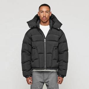 Veste matelassée en duvet d'extérieur OEM avec capuche pour hommes, vente en gros, veste matelassée épaisse et respirante pour hommes, personnalisée pour l'hiver - Product Image 2